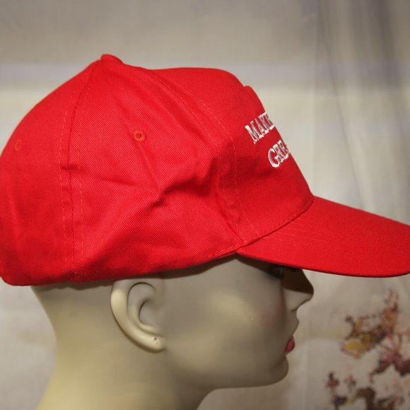 Make America Great Again Hat Red NEW With Flag Patriotic Baseball Cap - Picture 3 of 5